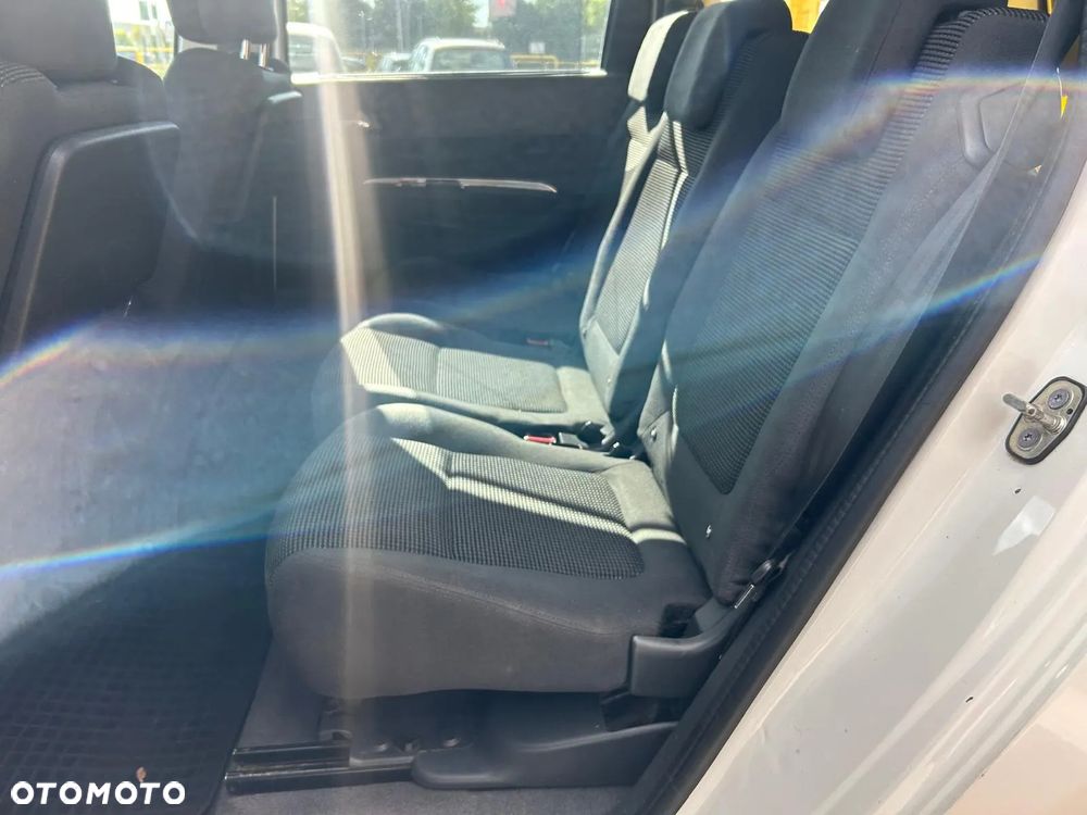 Peugeot 5008 e-HDI 115 ETG6 Stop&Start Active - 25