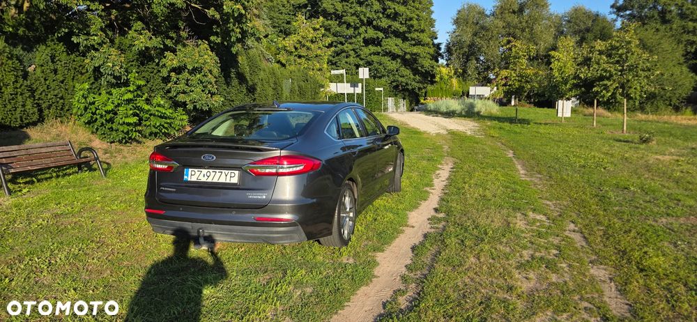 Ford Mondeo 2.0 Hybrid Titanium - 9