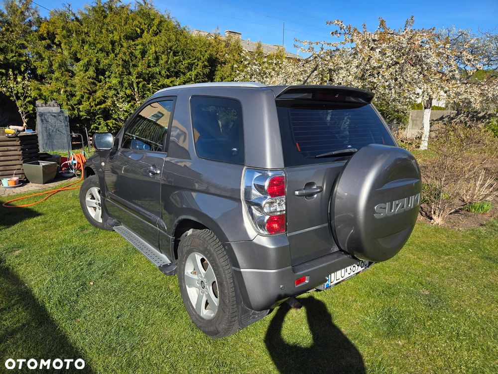 Suzuki Grand Vitara 1.6 De luxe - 4