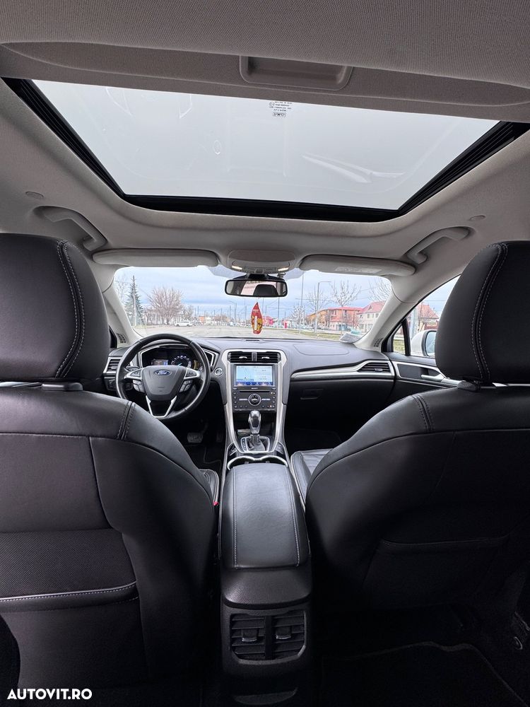 Ford Mondeo 2.0 HEV Vignale - 10