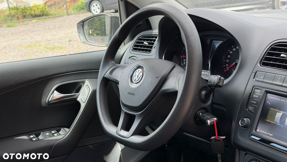 Volkswagen Polo 1.0 (Blue Motion Technology) Comfortline - 28