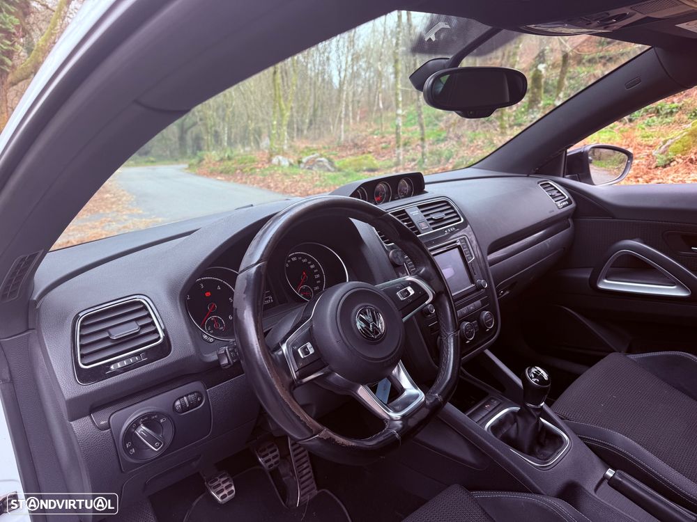 VW Scirocco 2.0 TDI Sport - 20