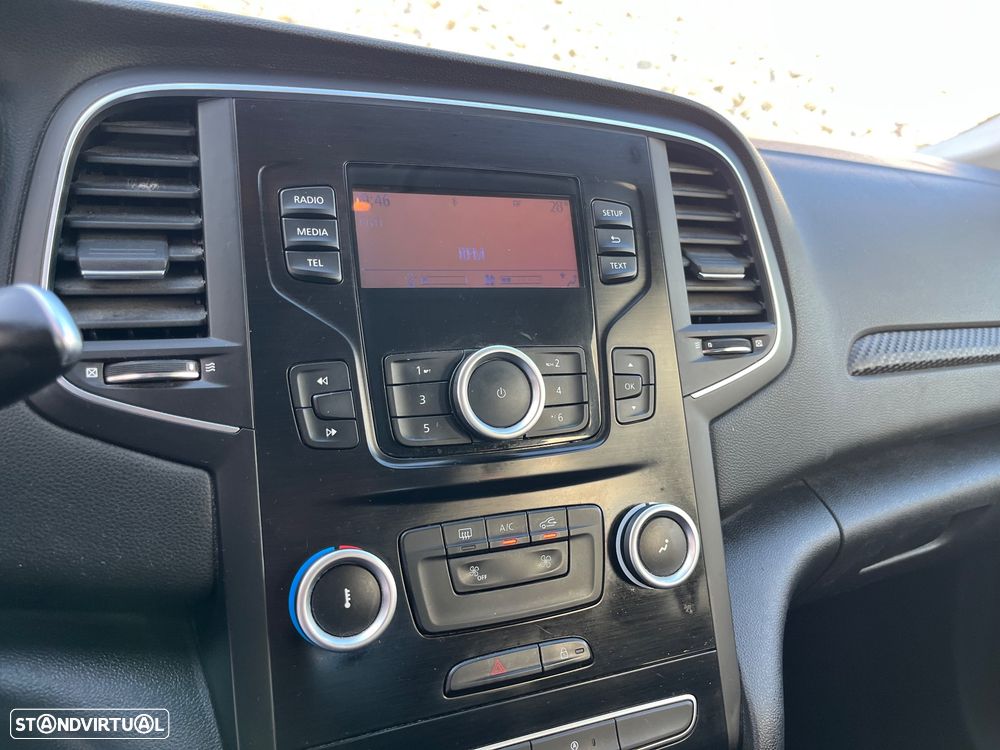 Renault Mégane - 10