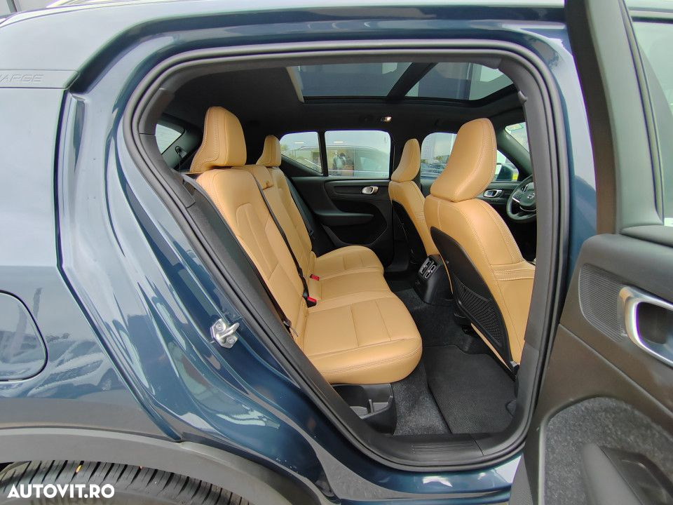 Volvo XC 40 Recharge T5 Twin Engine AT7 Inscription - 18