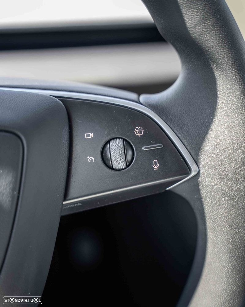 Tesla Model 3 Long Range Tração Integral - 22