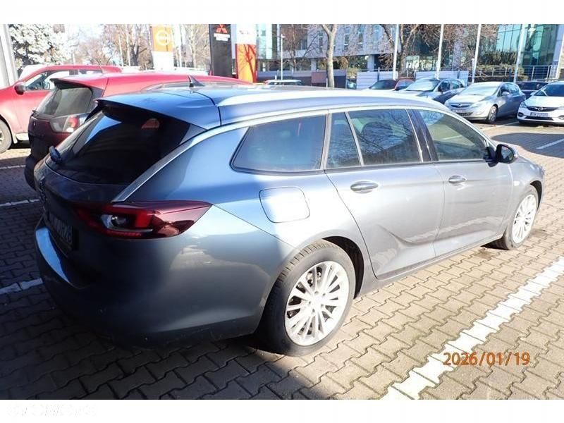 Opel Insignia - 16