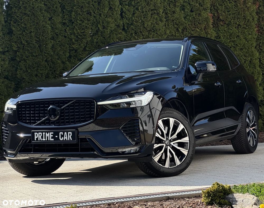 Volvo XC 60 B4 D AWD Plus Dark - 4