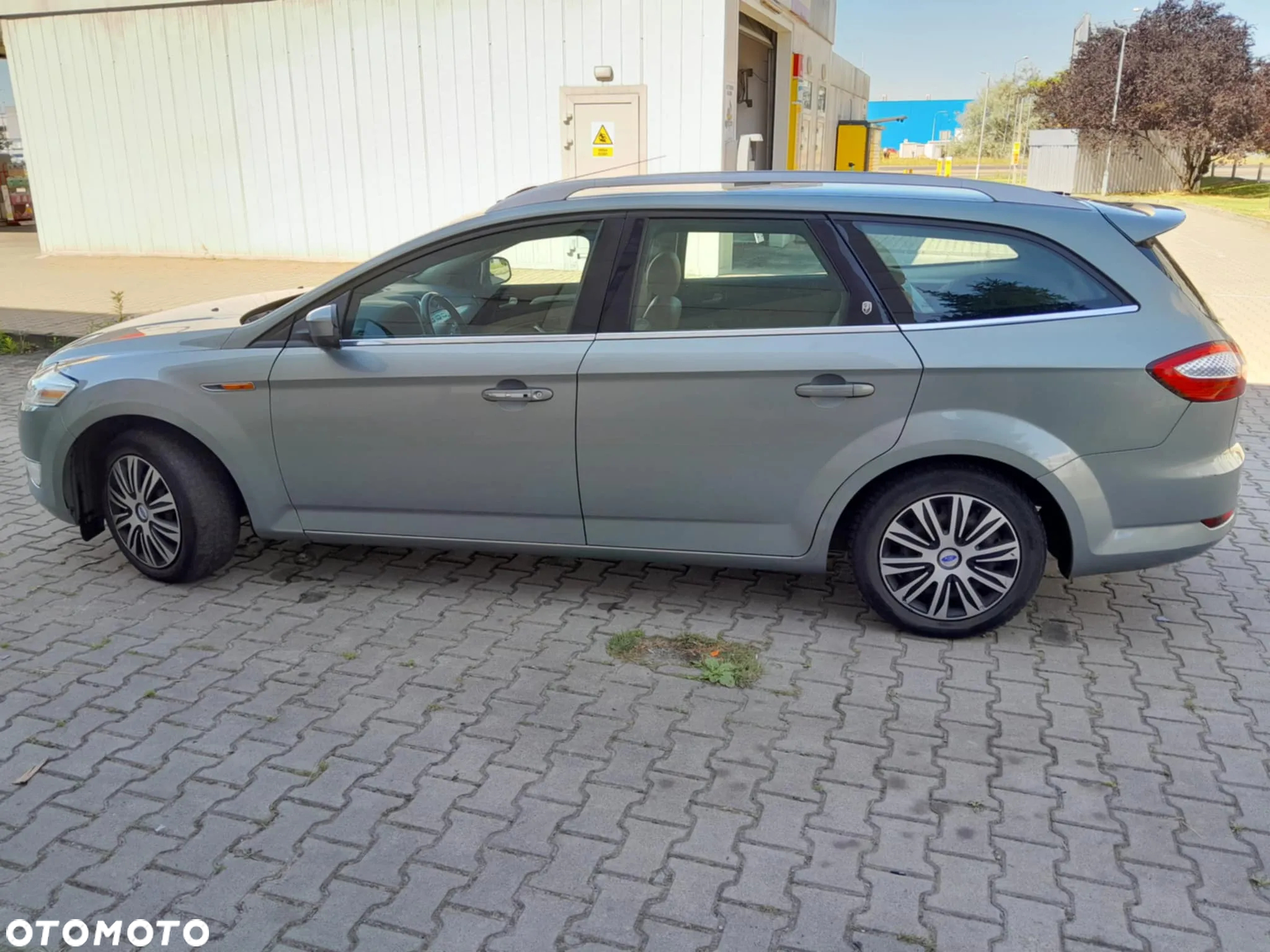 Ford Mondeo 2.0 TDCi Ghia - 5