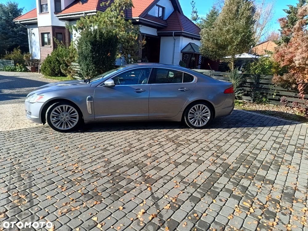 Jaguar XF 3.0 V6 D Premium Luxury - 9