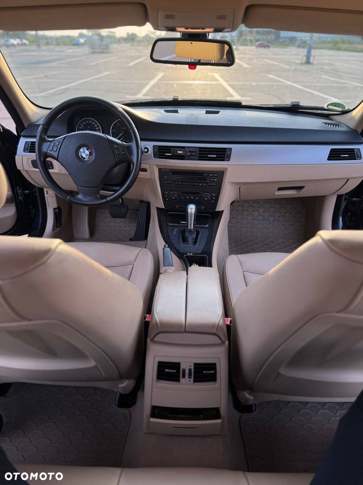 BMW Seria 3 320d DPF - 28