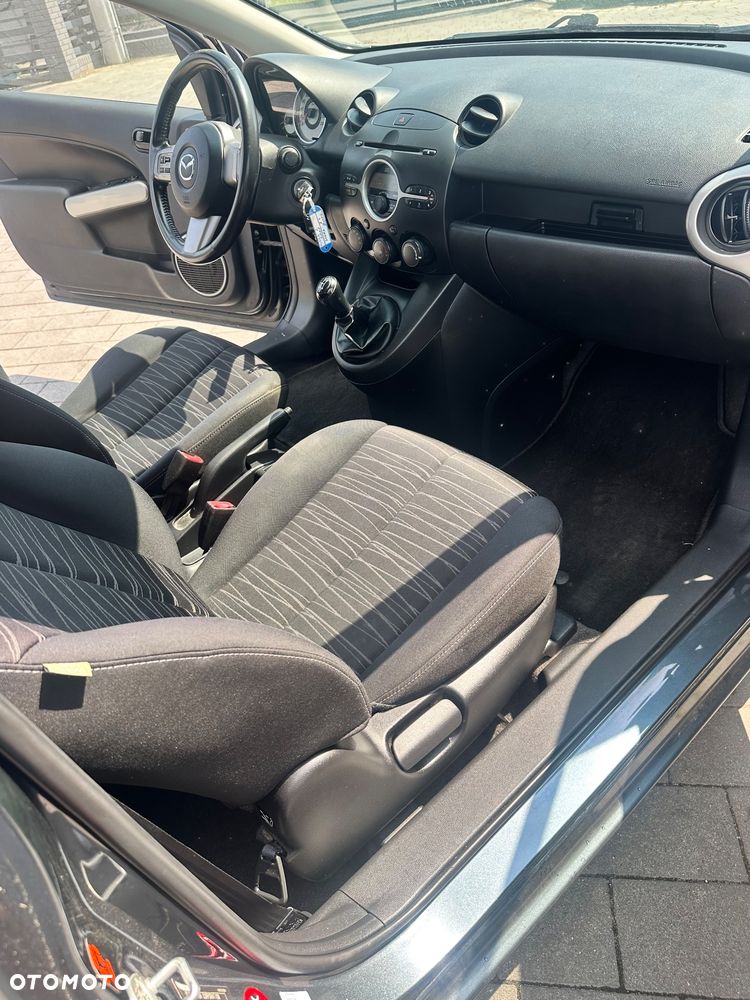 Mazda 2 - 9