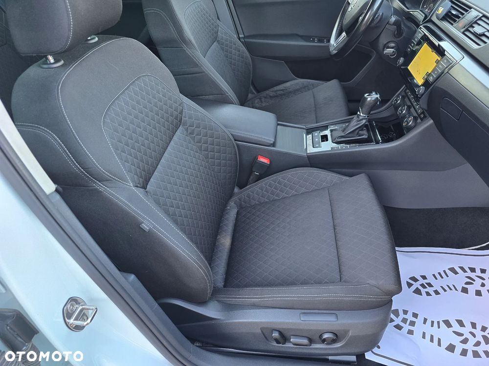 Skoda Superb 2.0 TDI DSG Ambition - 18