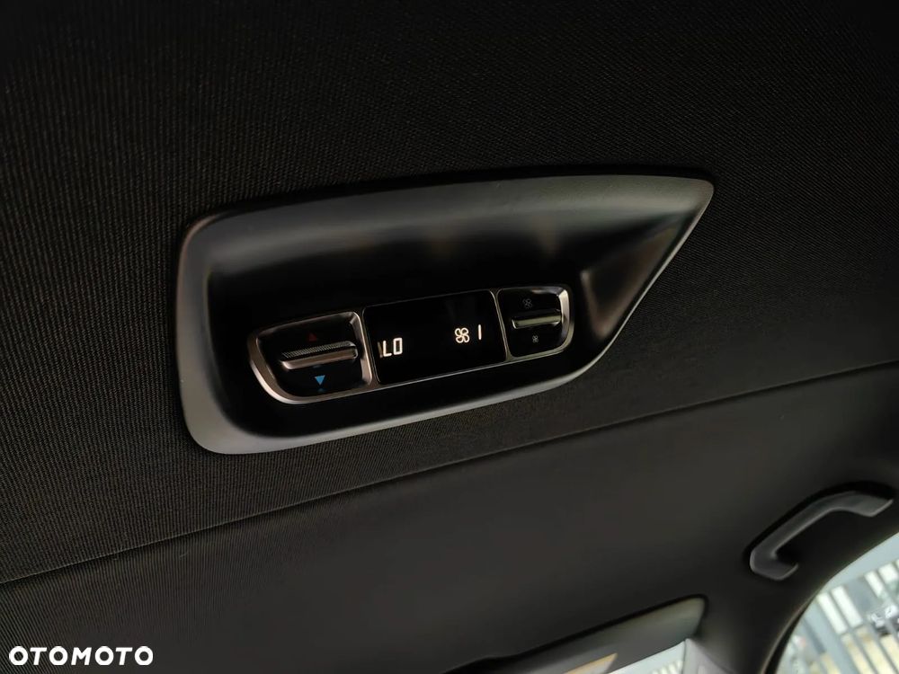 Mercedes-Benz Klasa V 300 d 4-Matic Avantgarde 9G-Tronic (ekstra d³) - 18