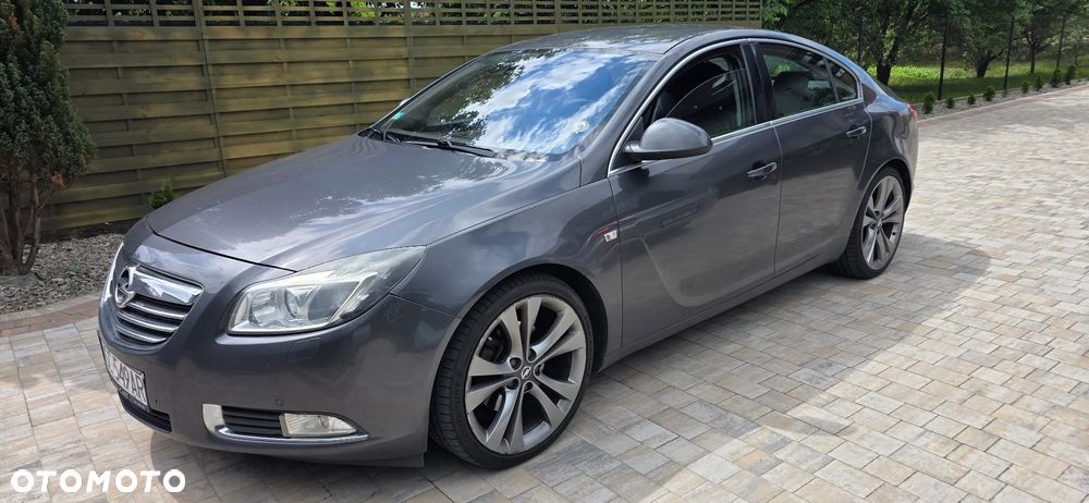 Opel Insignia 2.0 T Cosmo - 1