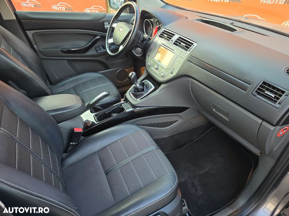 Ford Kuga 2.0 TDCi 4x4 Titanium - 6