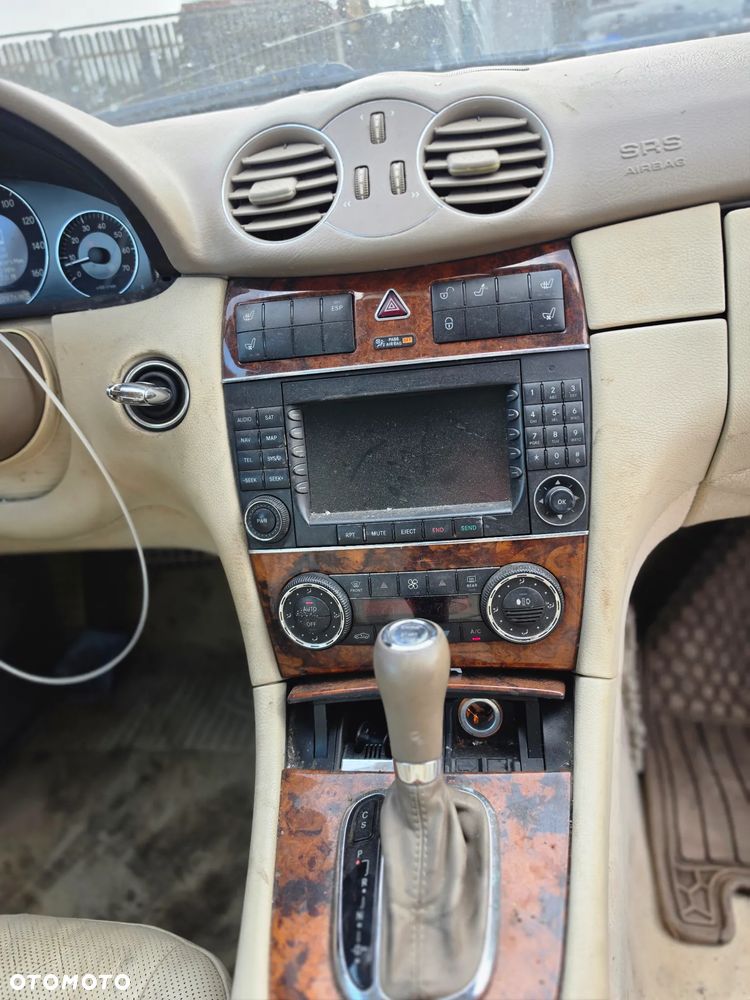 Mercedes-Benz CLK 500 Elegance - 13