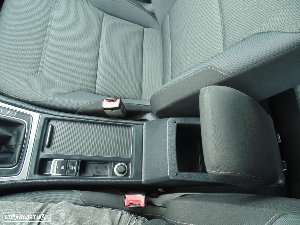 VW Golf Variant 1.6 TDi GPS Edition - 27