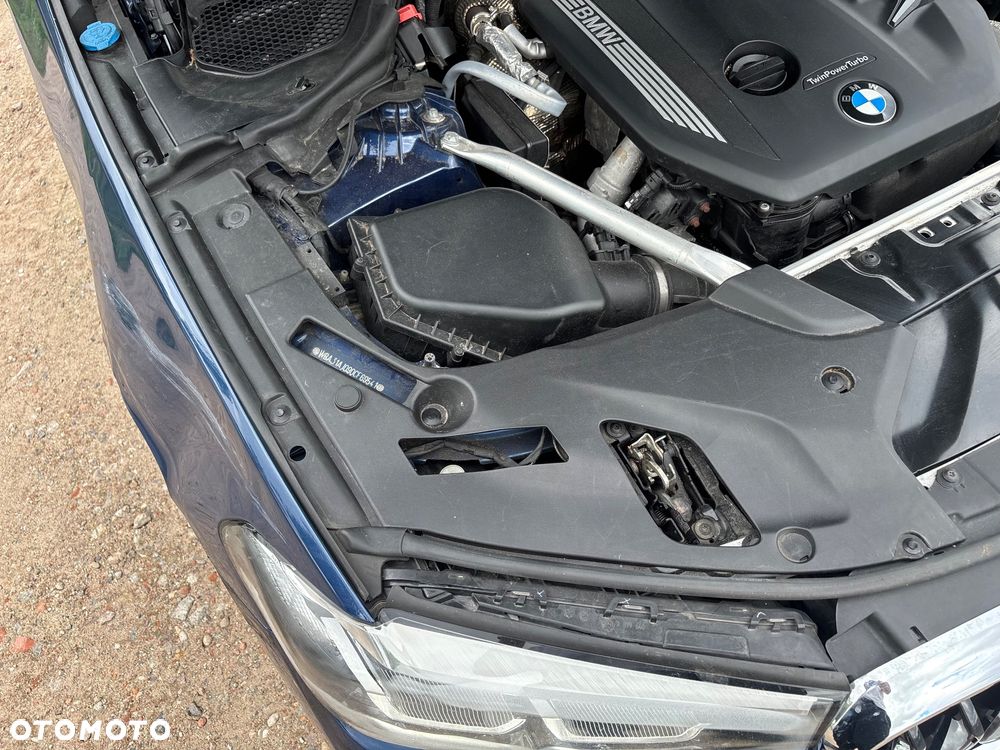 BMW Seria 5 530d xDrive - 32