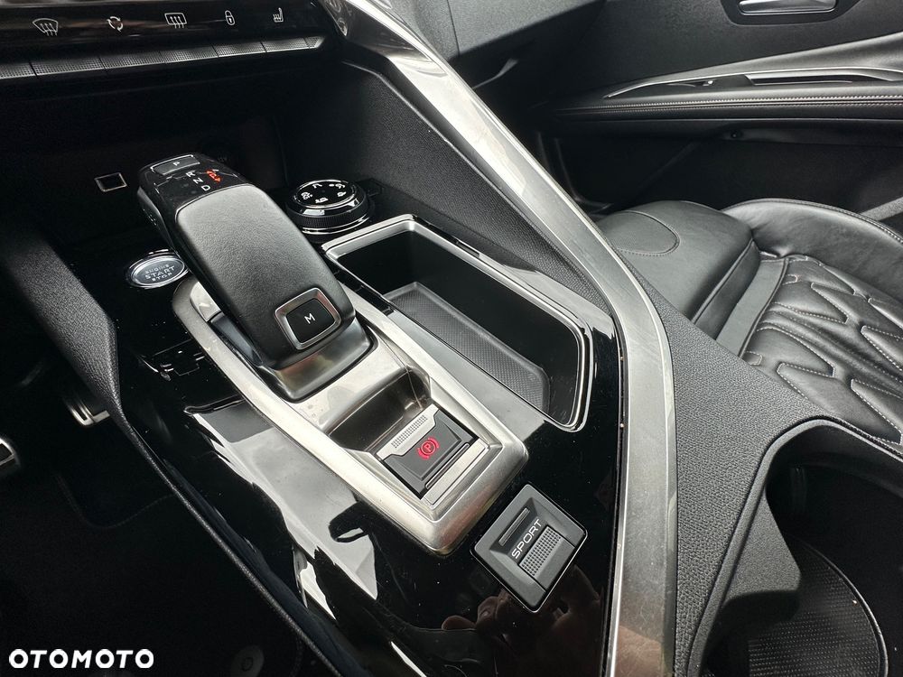 Peugeot 5008 BlueHDi 180 EAT8 GT - 33