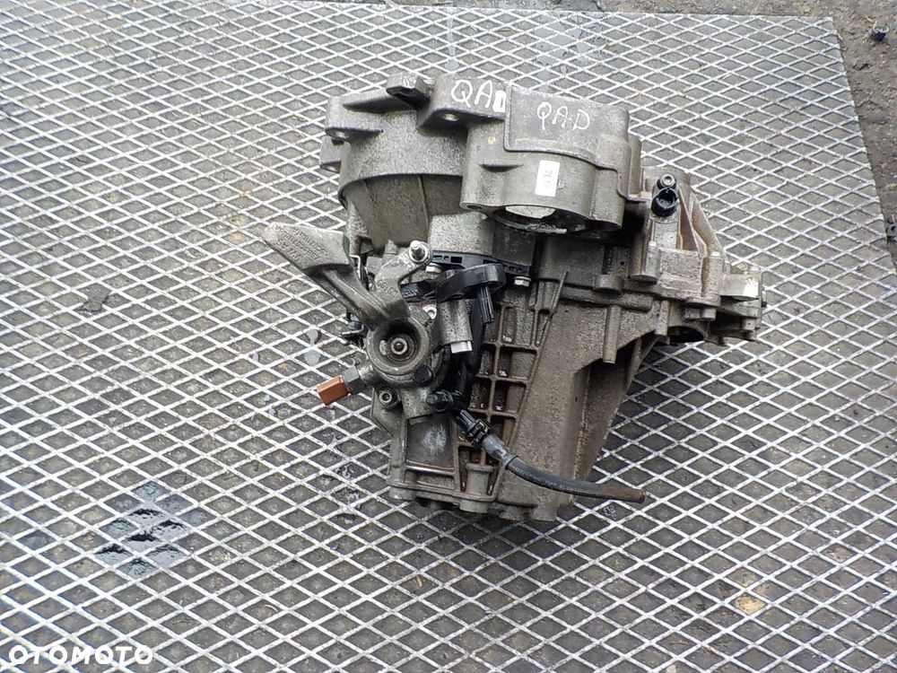 VOLKSWAGEN POLO V 1.0 B SKRZYNIA BIEGÓW QAD - 5