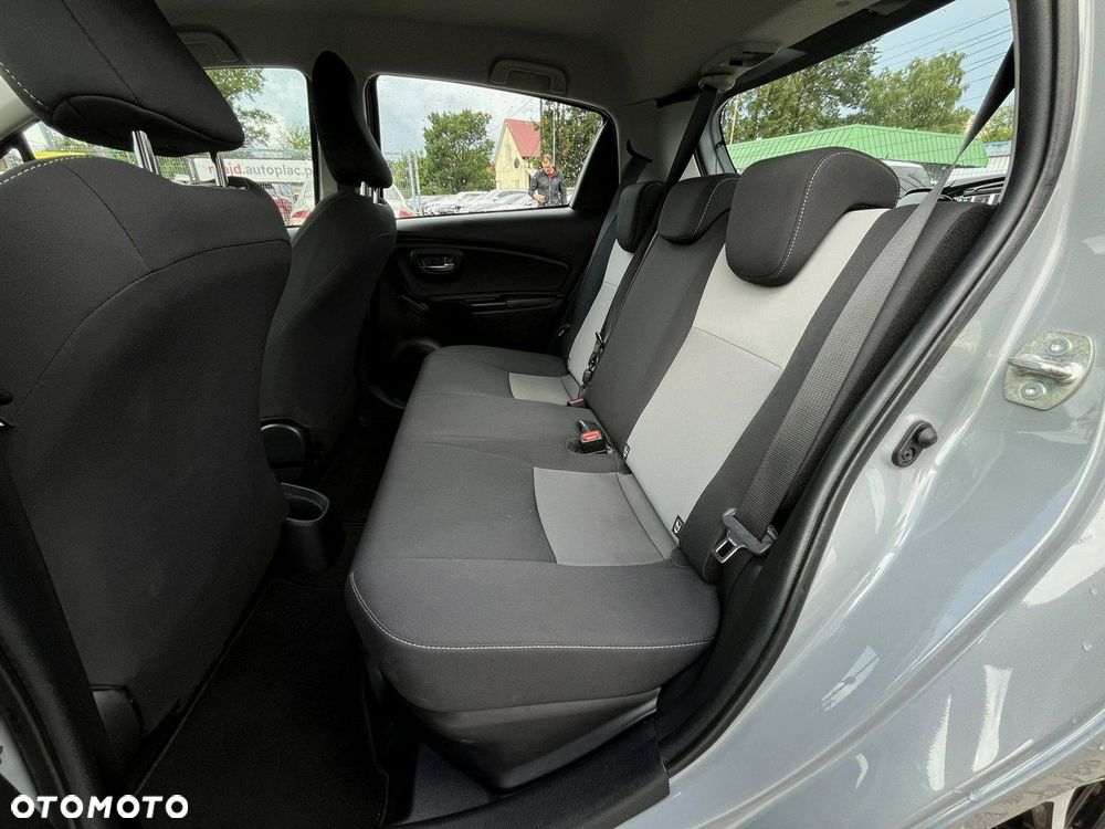 Toyota Yaris - 14