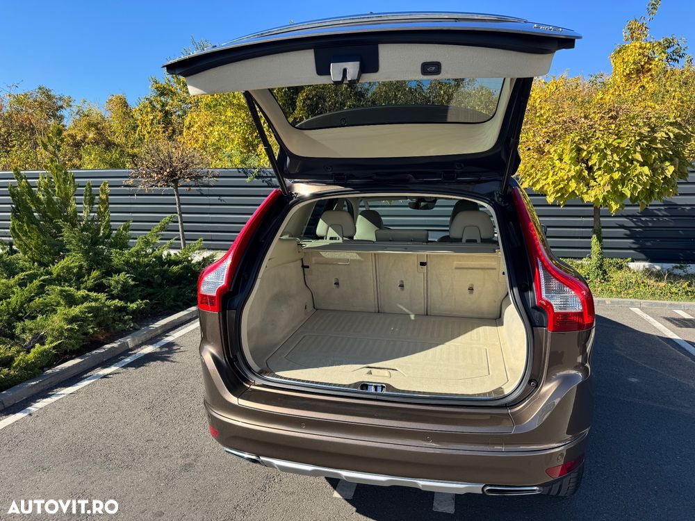 Volvo XC 60 D4AWD Kinetic - 4