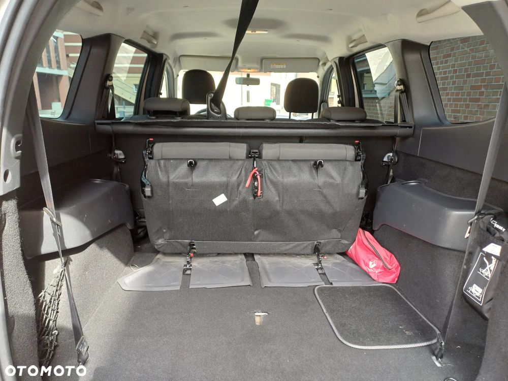 Dacia Lodgy 1.6 SCe Laureate S&S - 7