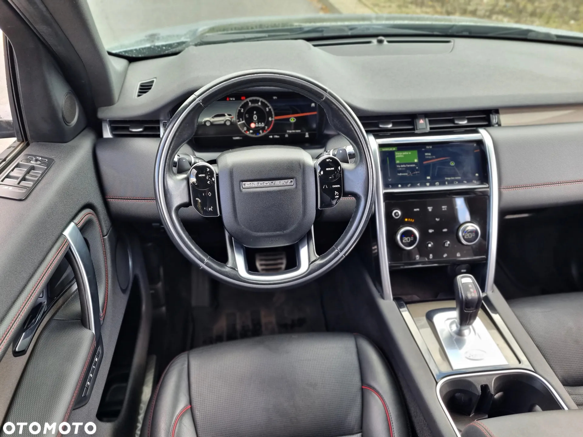 Land Rover Discovery Sport P200 R-Dynamic SE - 16