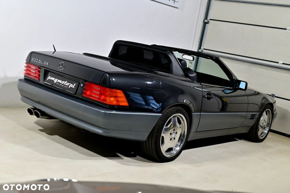 Mercedes-Benz SL - 13