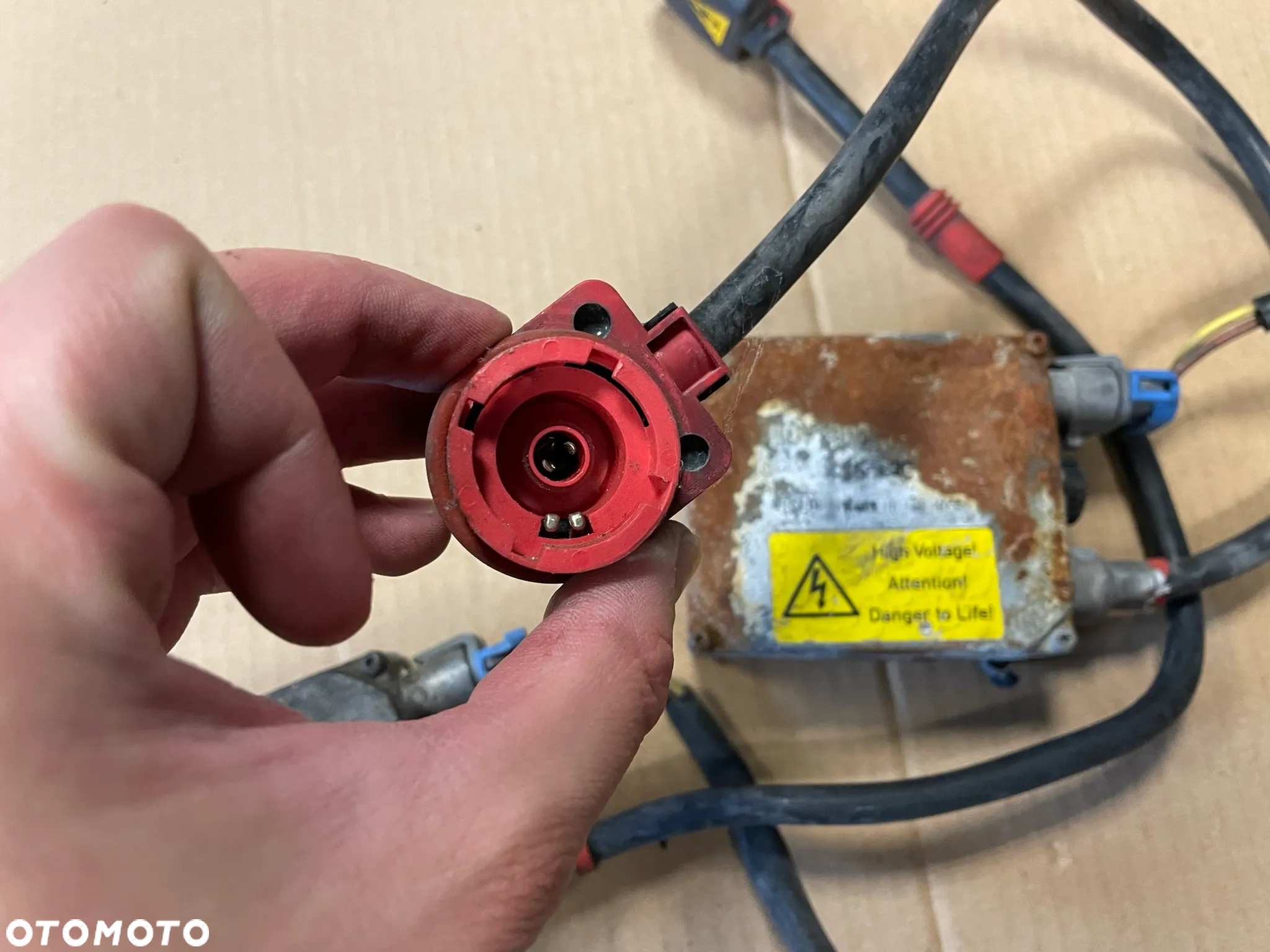 PRZETWORNICA XENON LEWA PRAWA 5DV007760-01 - 3