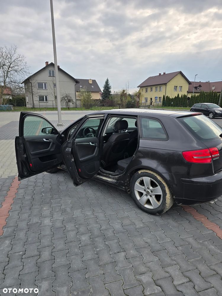 Audi A3 Sportback 2.0 TDI DPF Ambiente - 15