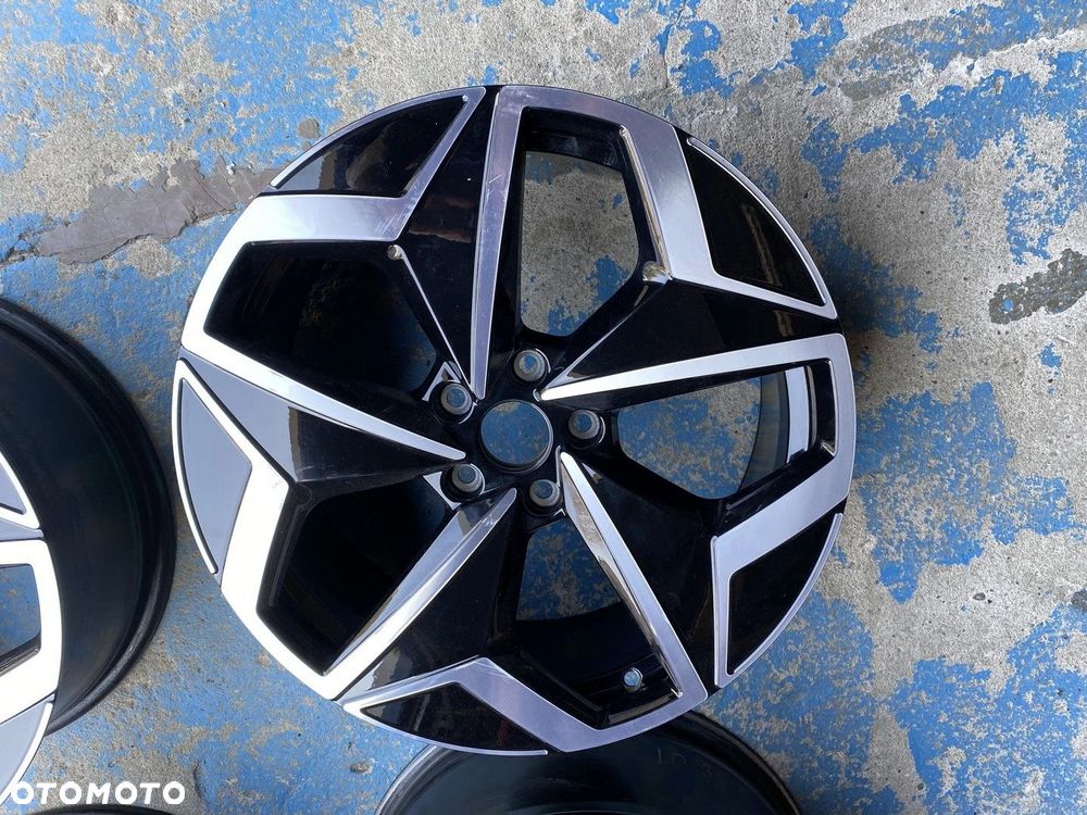 FELGI ALUMINIOWE FELGA ALUMINIOWA VW ID3 ID 3 7,5JX19 ET50 KOMPLET 10A601025H - 7