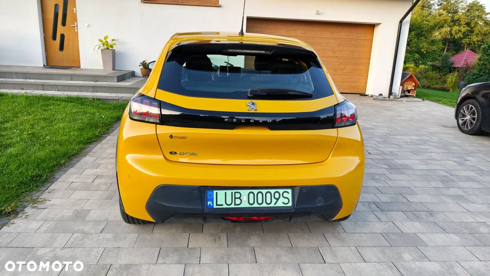 Peugeot 208 - 6
