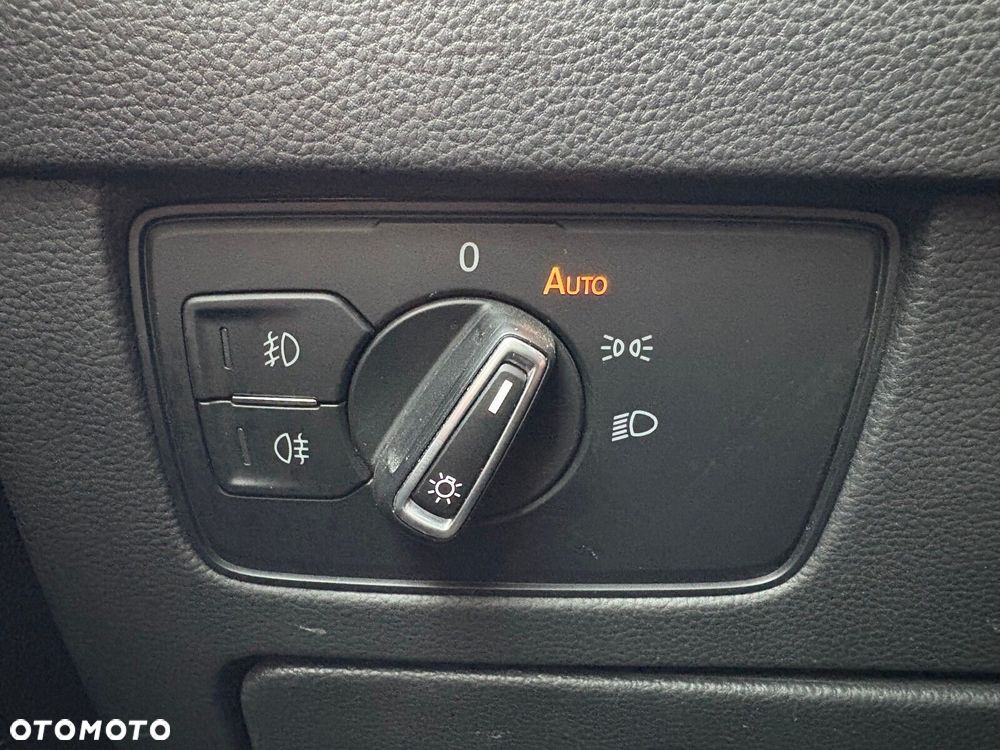 Volkswagen Passat Variant - 19