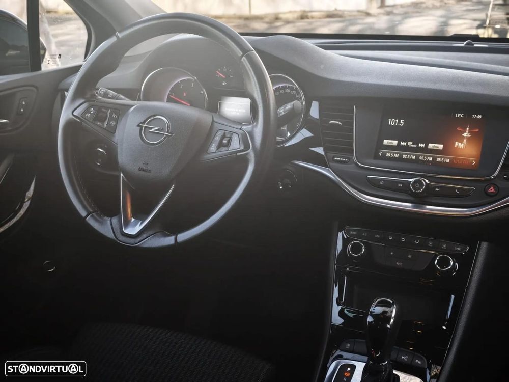 Opel Astra Sports Tourer 1.5 D S&S Auto Business Elegance - 40