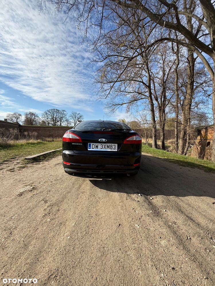 Ford Mondeo 2.5 Black Magic - 21