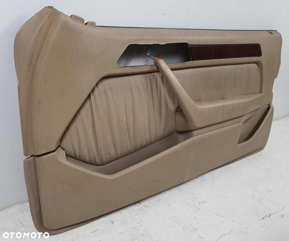 TAPICERKA BOCZEK PRAWY PRZÓD MERCEDES W124 COUPE - 3