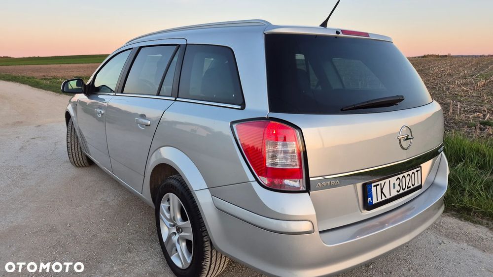 Opel Astra 1.4 Edition 111 Jahre - 4