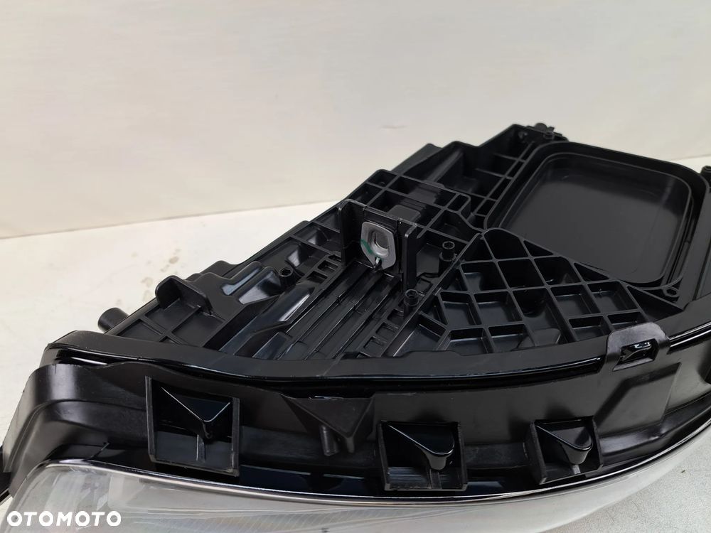 Lampa Prawa Mercedes A-Klasa W177 Multibeam USA A1779063005 - 8