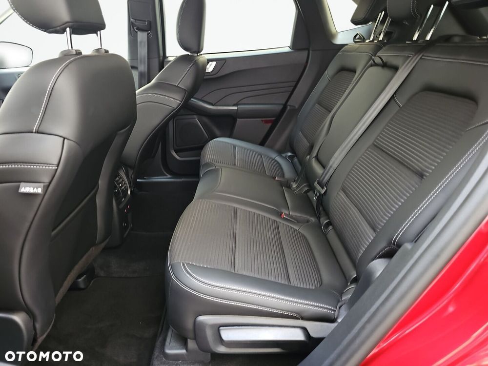 Ford Kuga - 24