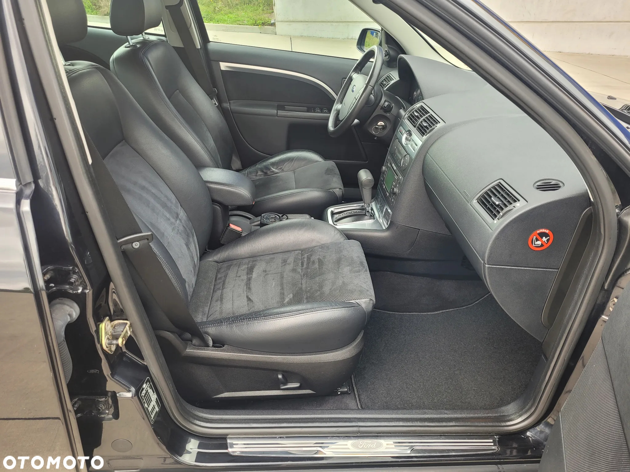 Ford Mondeo 2.0 Titanium X - 8