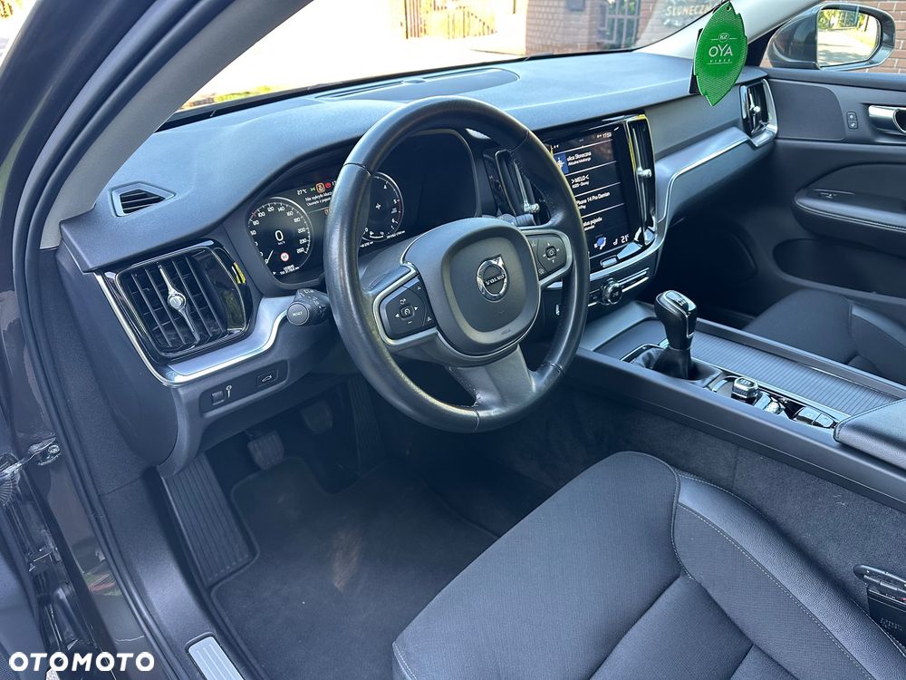 Volvo V60 D3 Drive-E Momentum - 12
