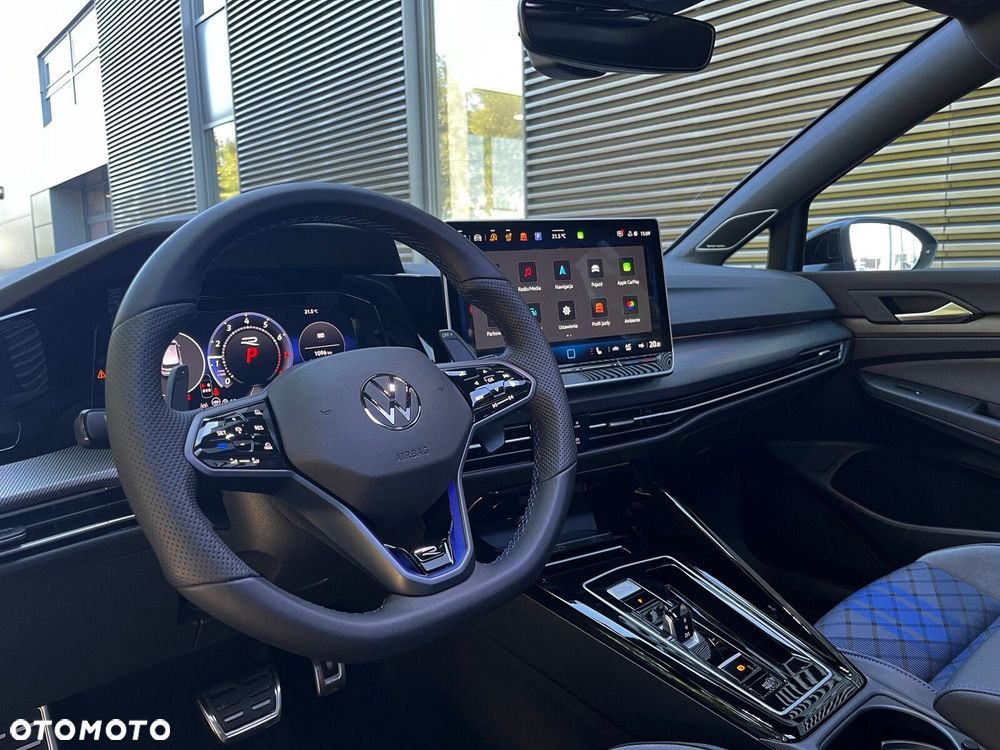 Volkswagen Golf - 14