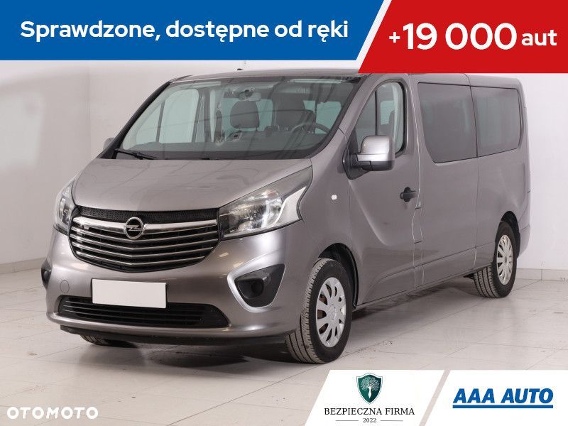 Opel Vivaro - 2