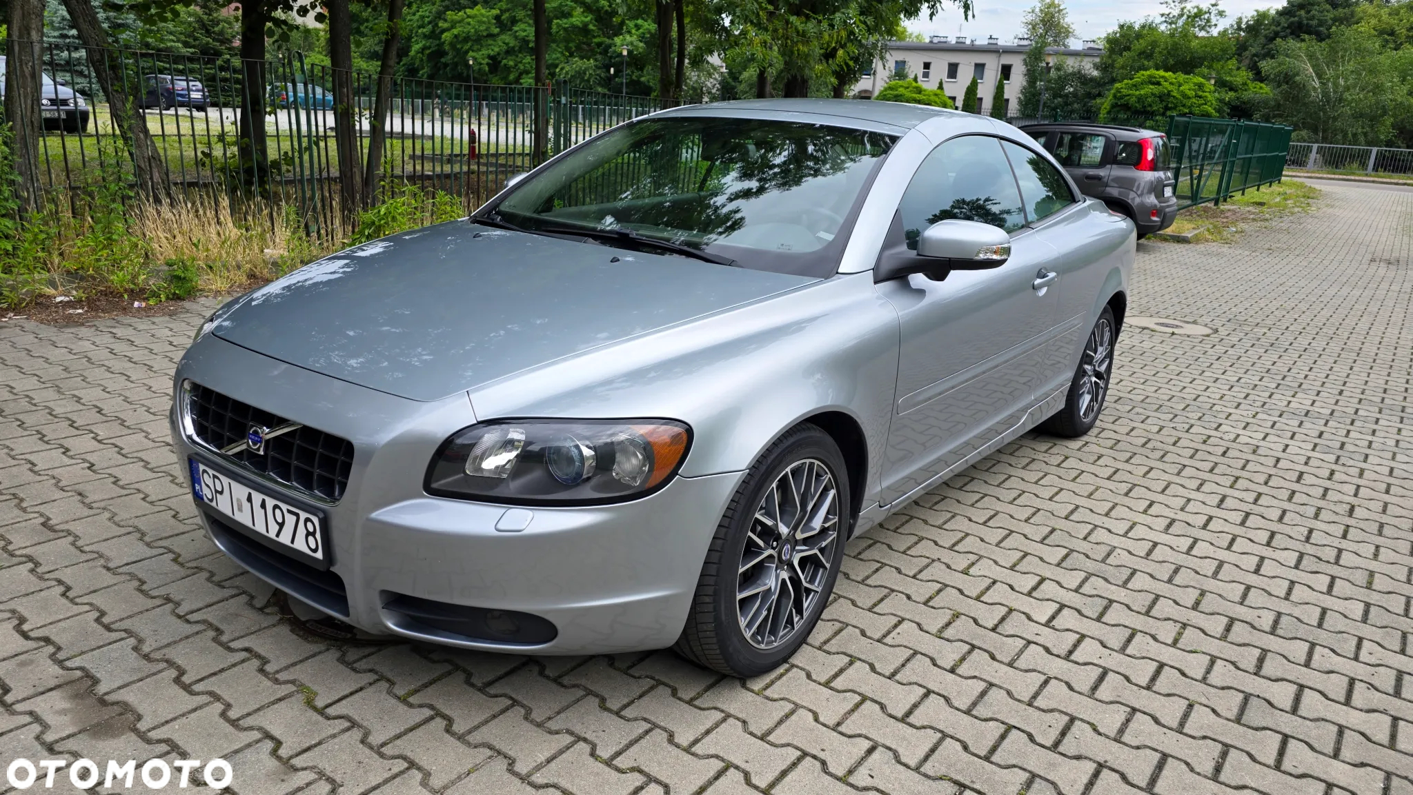 Volvo C70 2.4D5 Summum - 6