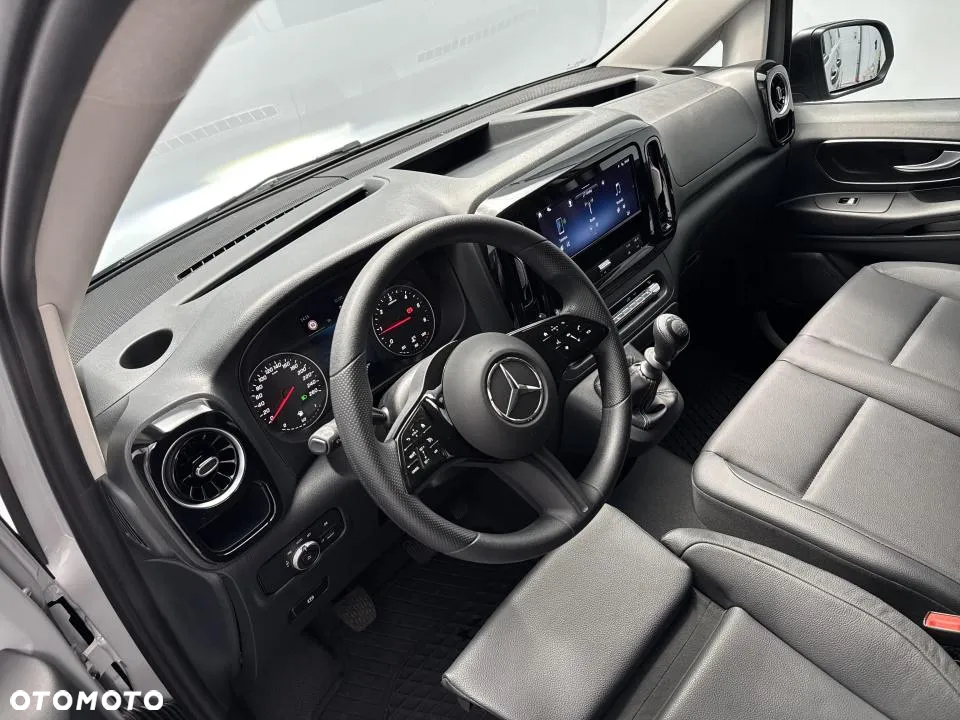 Mercedes-Benz Vito - 14