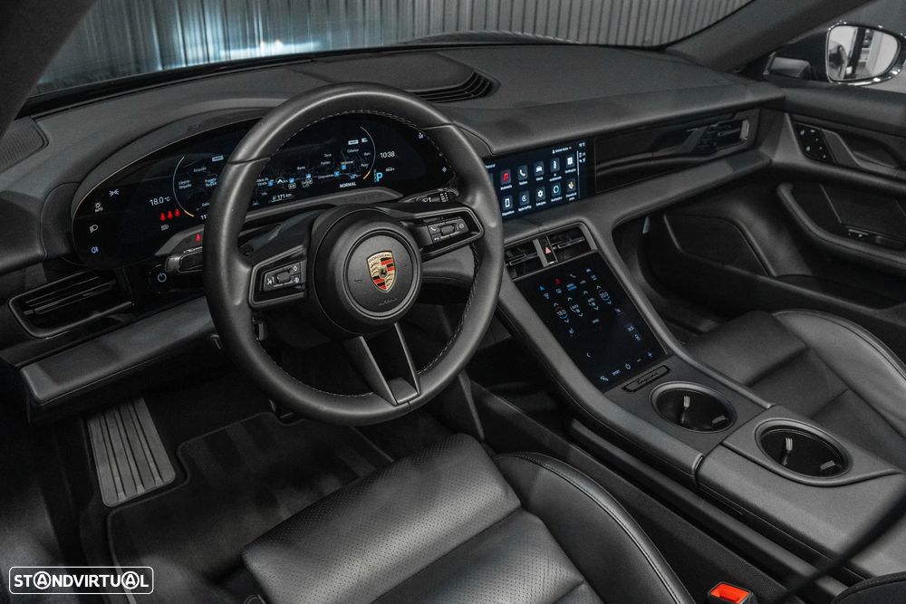 Porsche Taycan Standard - 20