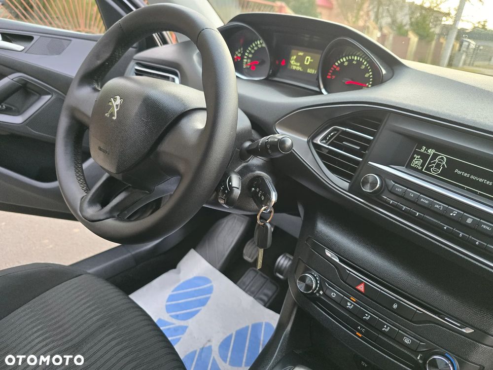 Peugeot 308 - 25