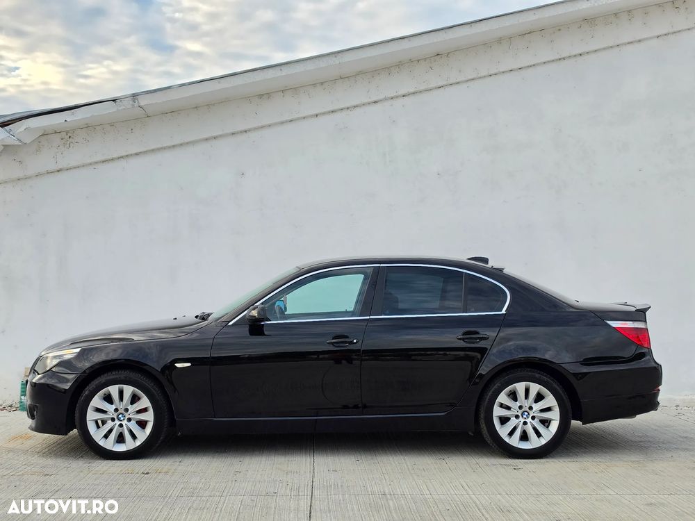 BMW Seria 5 520d Aut. Edition Exclusive - 9