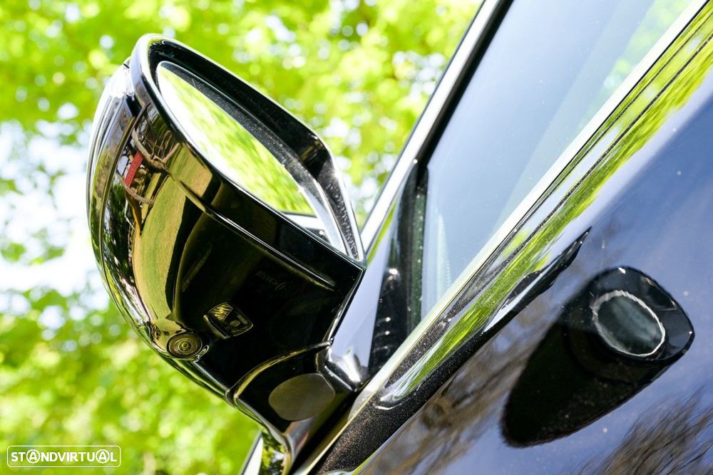 Mercedes-Benz E 220 d Avantgarde - 22